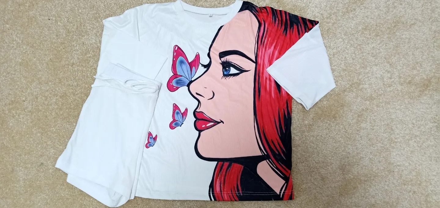 

Character Pit Strip Printing Two-Piece Large Size Womens Short-Sleeved Top + Shorts Fashion New Trend Casual Shorts Set 2021 new