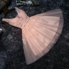 Robe de bal rose sexy à perles 2020, élégante, robe courte, à col en v, avec des appliques, longueur aux genoux, robes de fête, remise de diplôme