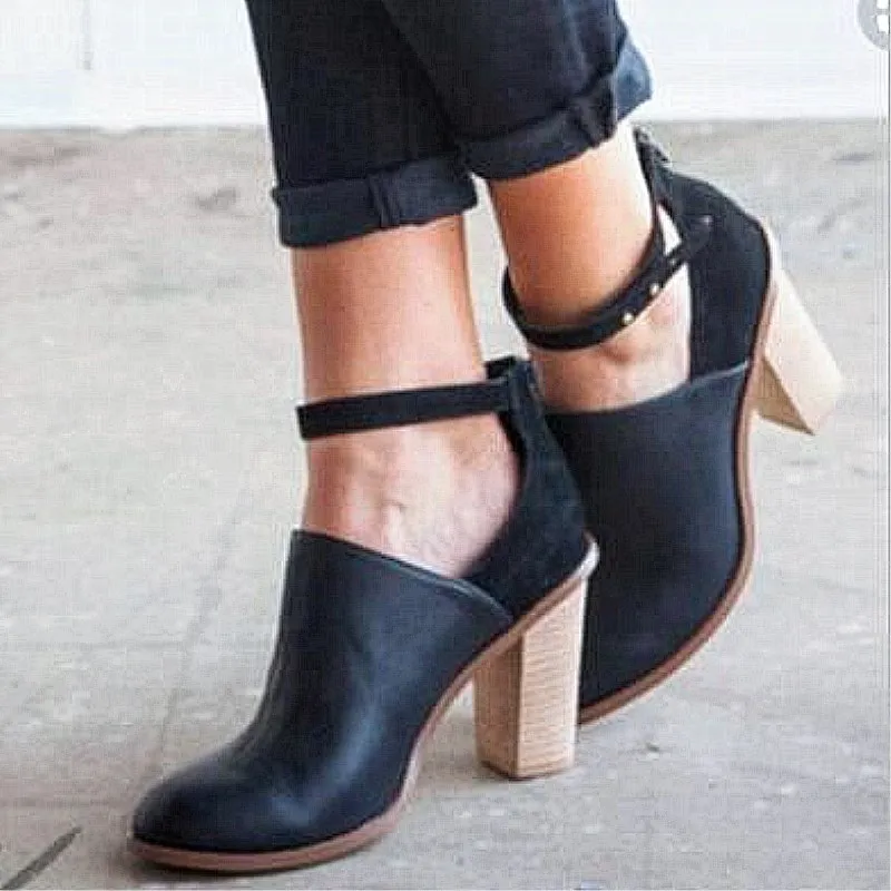 Женские туфли лодочки на высоком квадратном каблуке кожаные весну и осень