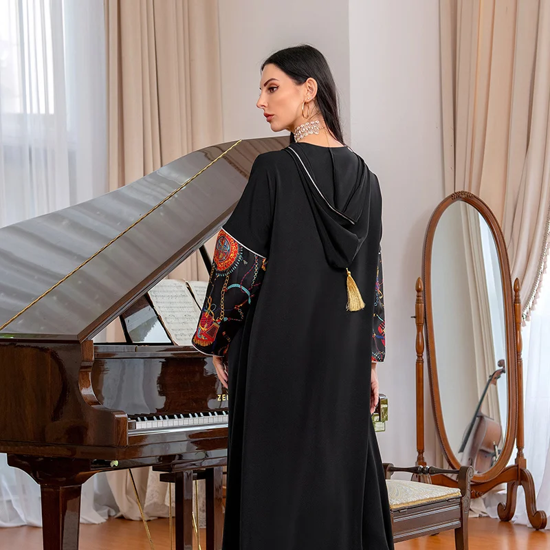 Woman Maxi Abaya Dubai Turkey Muslim Hijab Dress 2021 Algerian Morrocan Kaftan Arabic Gulf Abayas Islamic Tassel Evening Dresses
