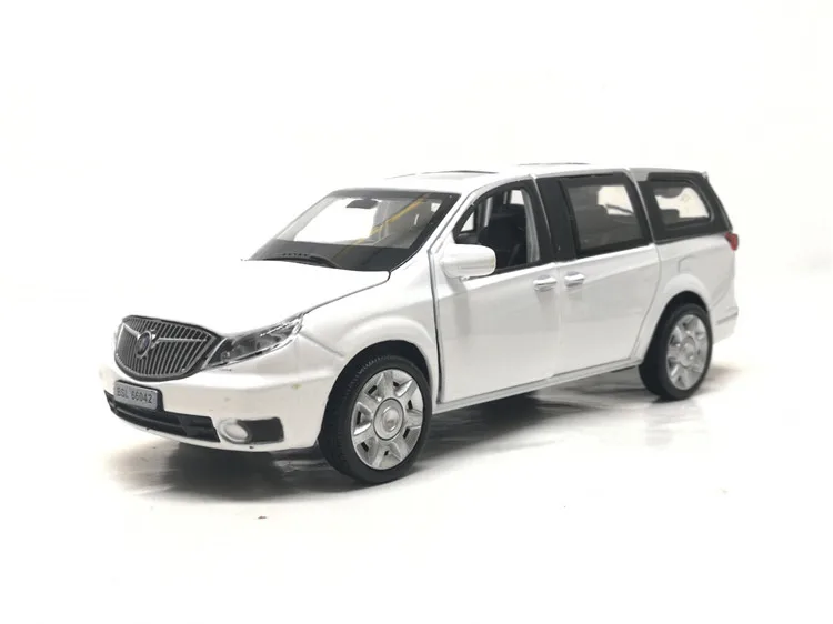 Модель игрушечного автомобиля из сплава Buick GL8 модель с высоким соотношением 1/32