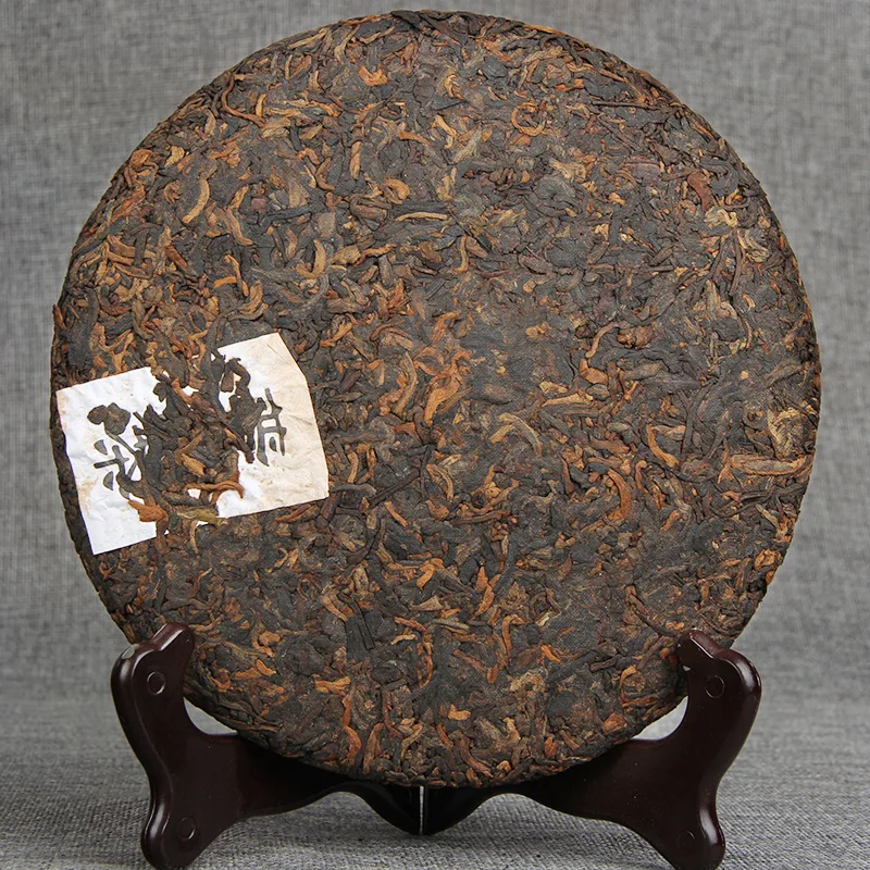 

Made In 2011 Chinese Yunnan Ripe Pu'er 357g High quality Oldest Tea Pu'er Bangzhang Golden bud Pu'er Teatea cup