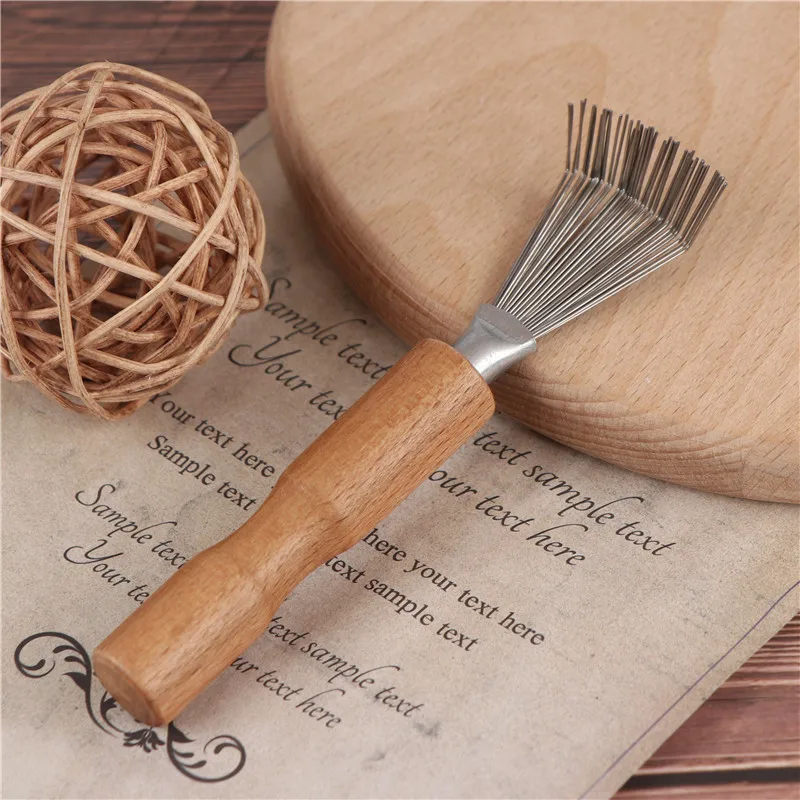 

1PCS Comb Cleaner Hair Brush Comb Cleaner Tool Wooden Delicate Cleaning Removable Handle Embeded Tool 5 styles