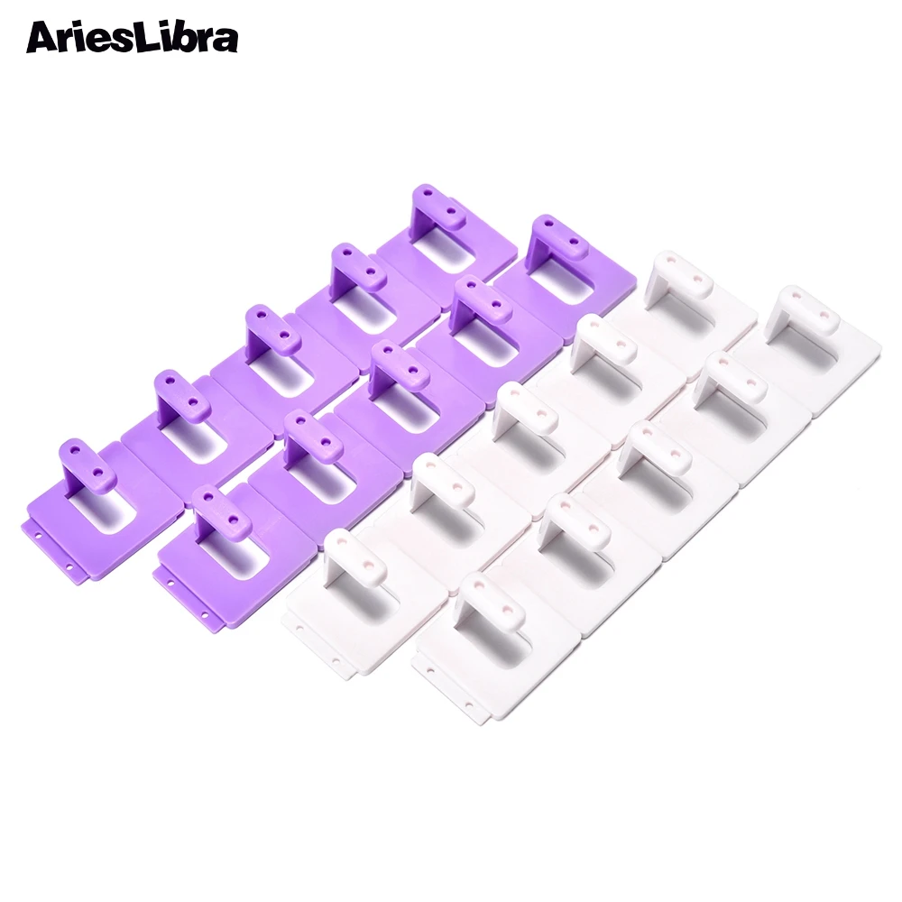 AriesLibra Пластик пряди с креплением на кератиновых пластинах практика стенд 10 шт.