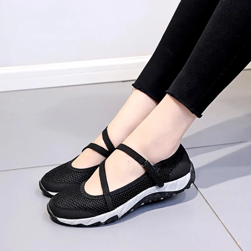 

2019 Summer Women Flats Shoes Female Loafers Hollow Walking Sneakers Women Casual Shoes Breathable Mesh Shoes Woman XKD7072
