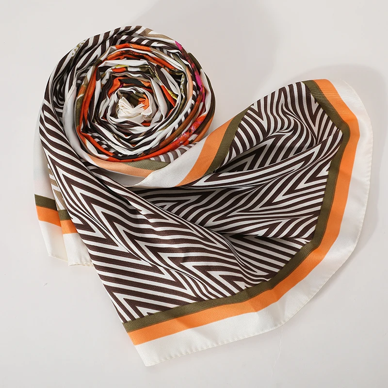 

[FEILEDIS] 2019 Women Large Shawls Print Stoles Square Bandana Luxury Brand Kerchief Scarf Female High quality soft scarf AS0821