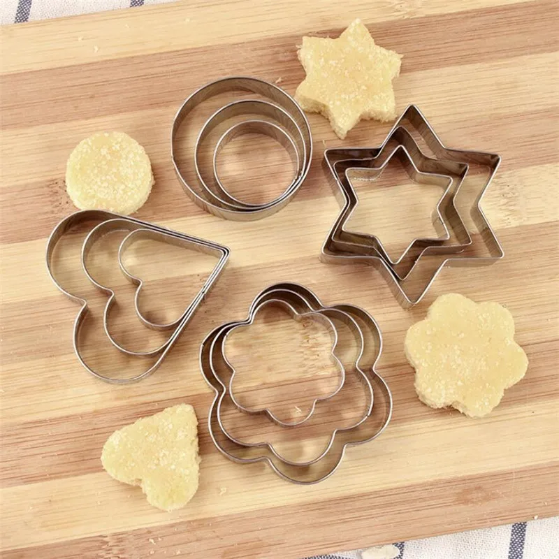 3pcs/set Geometric Star Heart Flower Biscuit Cutter Stainless Steel Egg Mould Cookie Stamp DIY Mold Fondant Cake Decorating Tool
