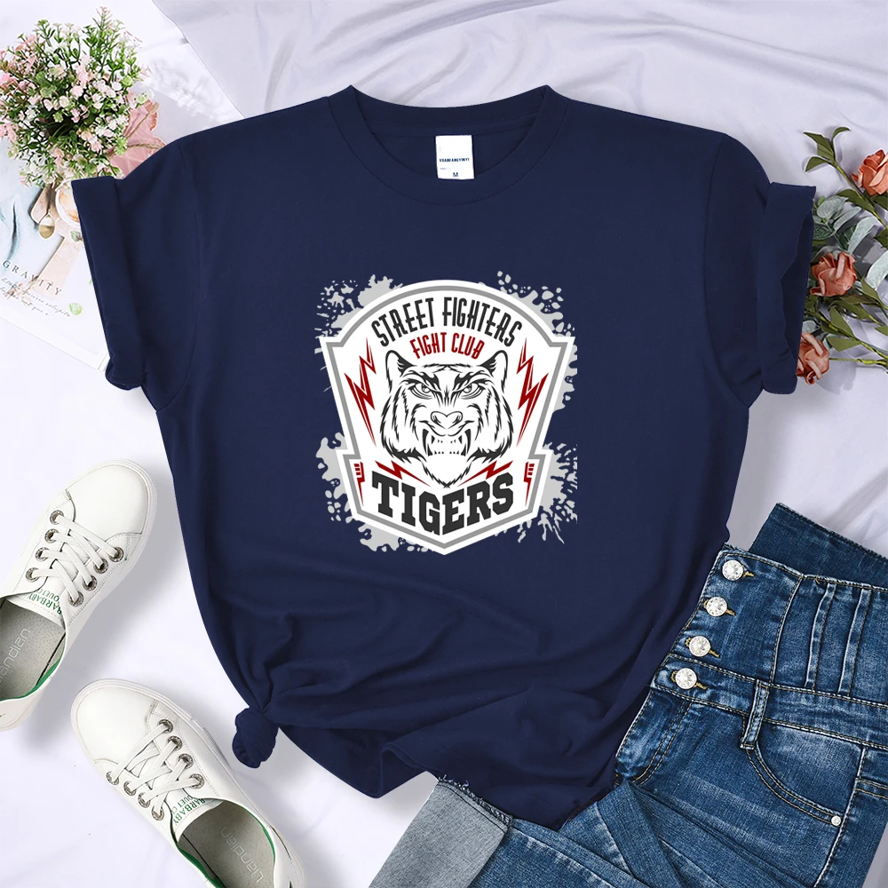 

Stree Fihgters Tigers Print Female T Shirt Creativity Slim T-shirt Cotton Vogue Comfortable T-shirts Retro Loose Womans Tshirt