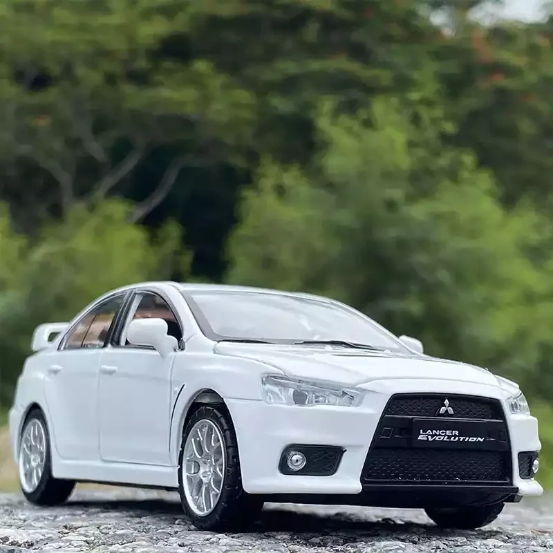 

Модель автомобиля Mitsubishi Lancer Evo X 10 в масштабе 1:32, модель автомобиля из металлического сплава, детская игрушка для мальчиков, спортивный автом...