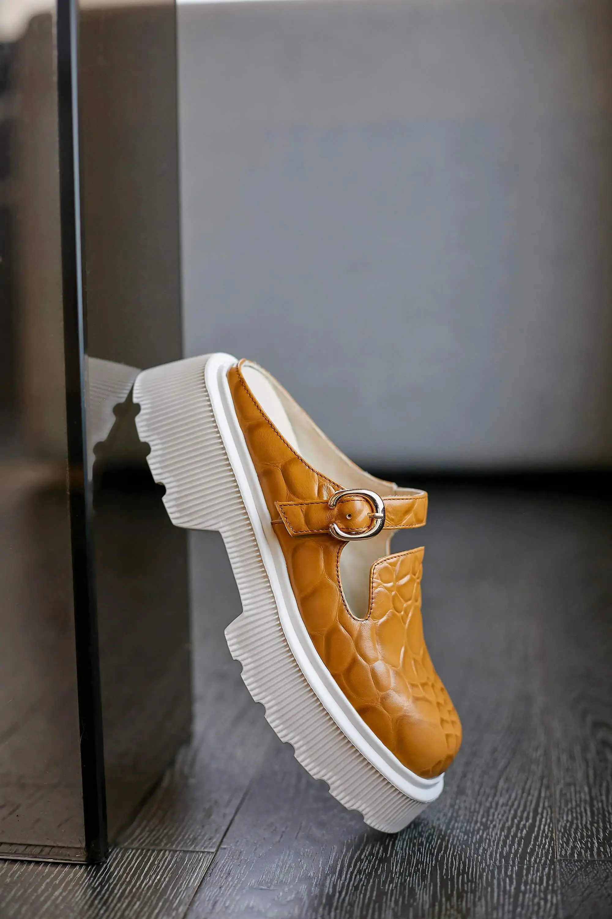 

Krazing Pot new genuine leather round toe high heel fasteners energy thick bottom solid young lady slip on mules women pumps L55