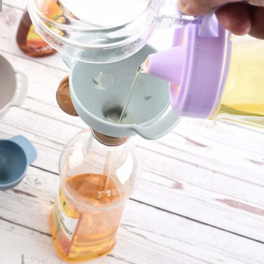 

High Quality Plastic Funnel Oil Water Spices Wine Flask Kitchen Funnels New