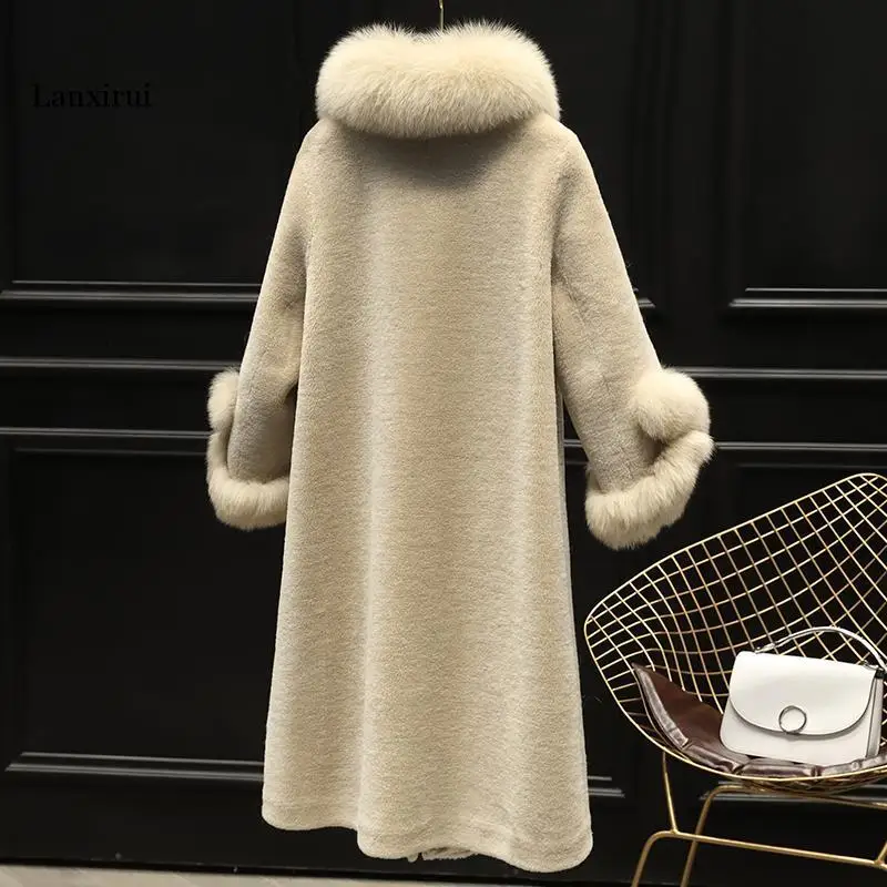 Пальто женское из овечьей кожи замшевое длинное | Женская одежда