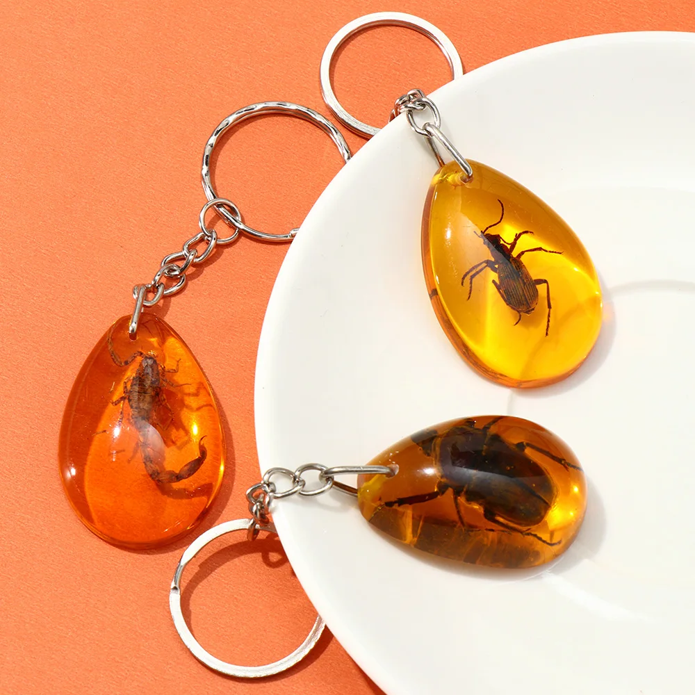 1 шт. креативный образец насекомых Янтарный Брелок для ключей с скорпионом шарф