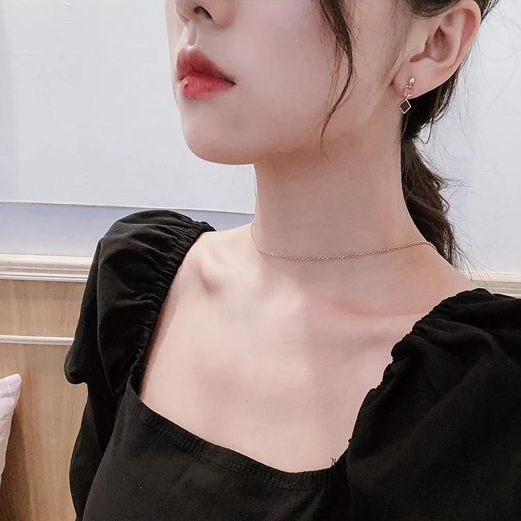 2019 Новинка Корея оптовая торговля Кожа текстура квадратные серьги маленькие