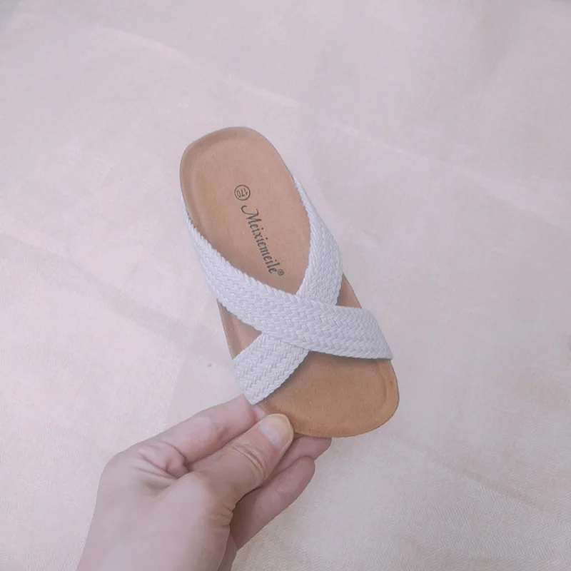 Детские тапочки 2020 новый стиль средний маленький ребенок обувь пробкового