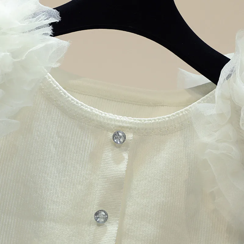 

2020 summer new knitted short-sleeved T-shirt female Korean Slim flower petal sleeve pink t-shirt tops fashion front buttons top