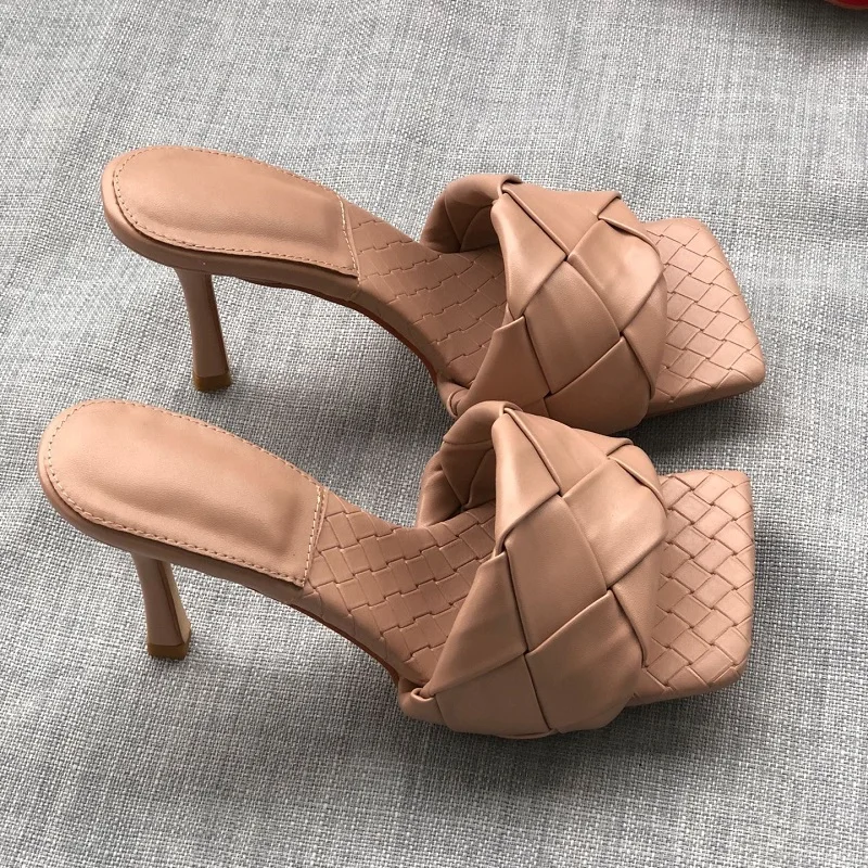 

2020 Fashion Square Toe Weave High Heels Shoes Women Slippers Leather Luxury Designer Ladies Street Beach Sandals Slides Shoes