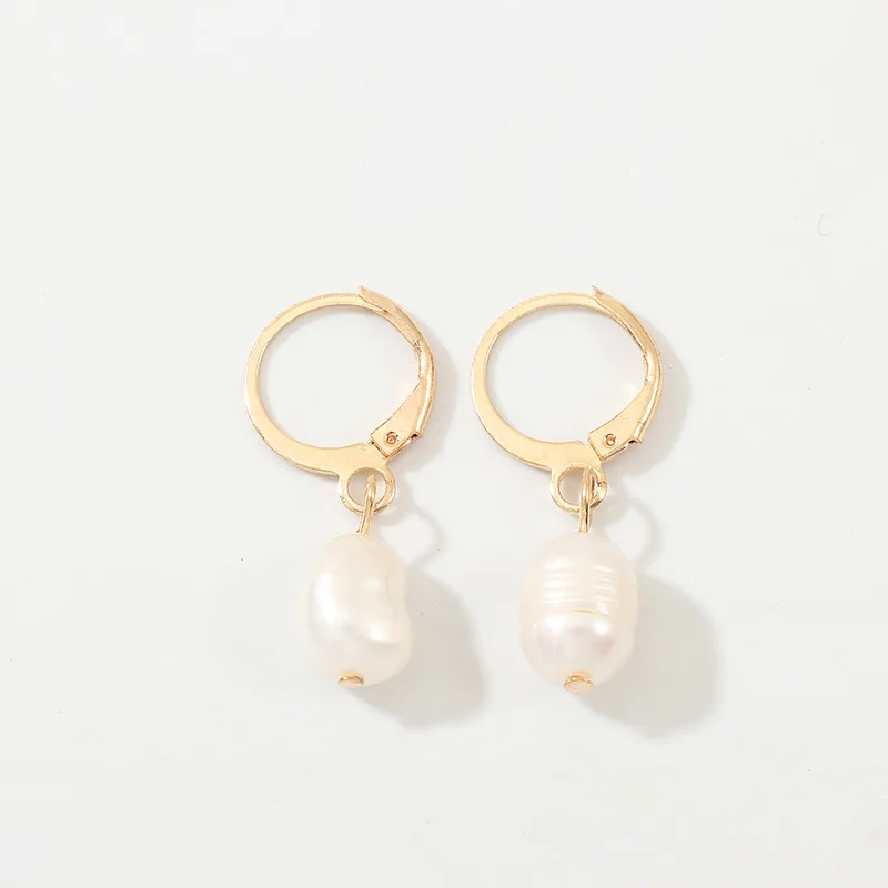 

Women Small Huggie Earrings For Women Girls Alloy Gold Heart Lock Key Starfish Shell Pearl Charm Circle Earring Jewelry Gift