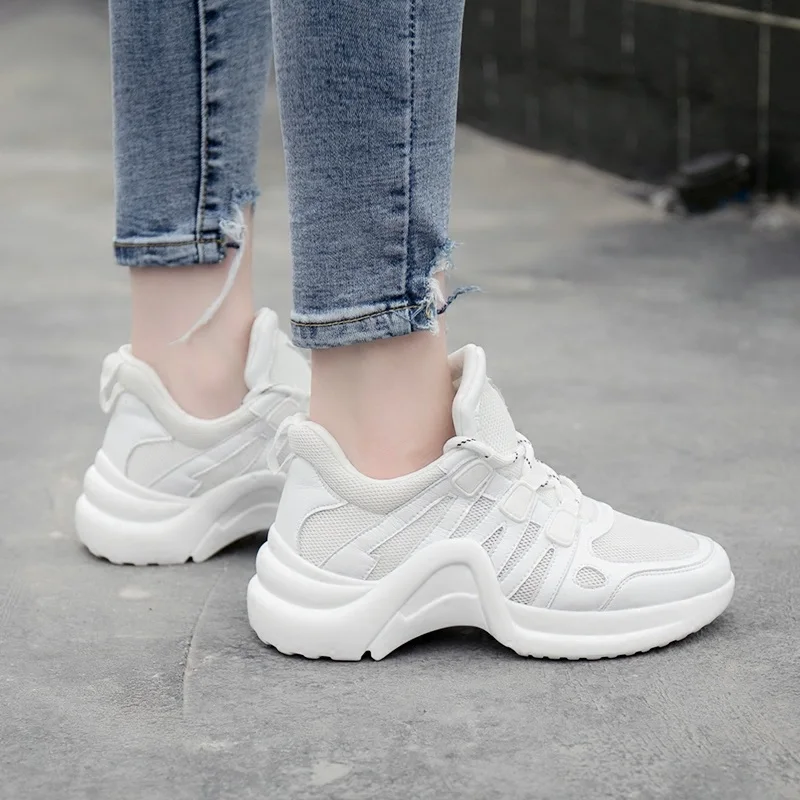 Женская обувь Новинка 2018 года модная женская повседневная трендовые женские