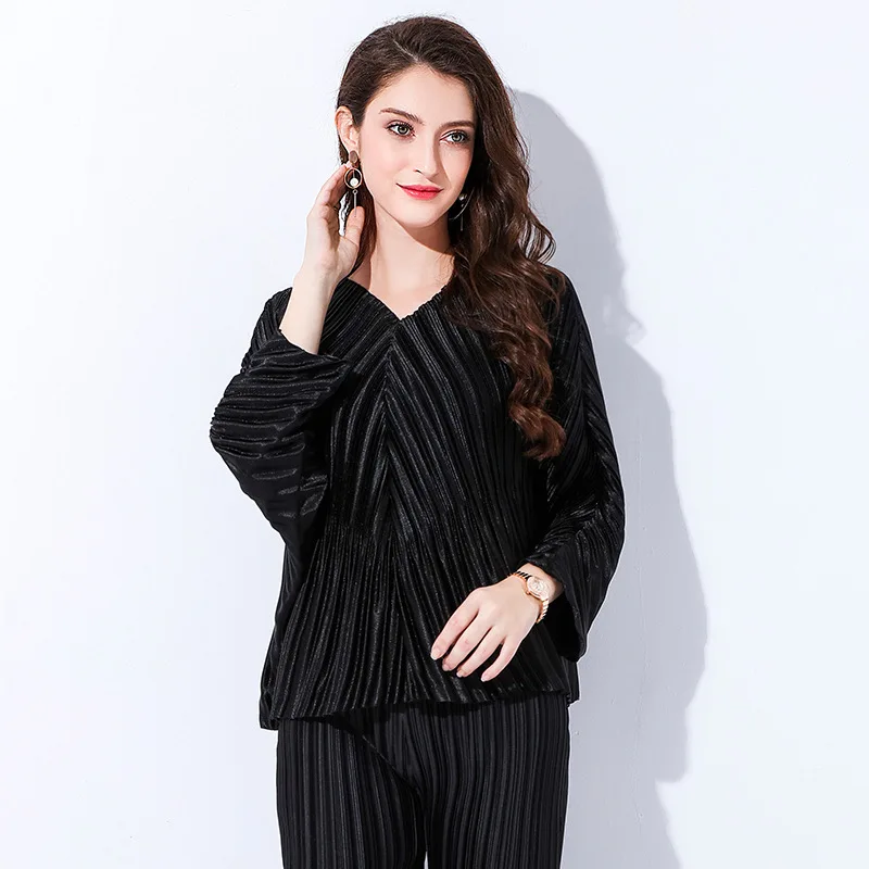 Топы, Корейская одежда, большие размеры,, осенняя Женская мода, новинка, Miyake, плиссированные рукава «летучая мышь», v-образный вырез, однотонные свободные футболки