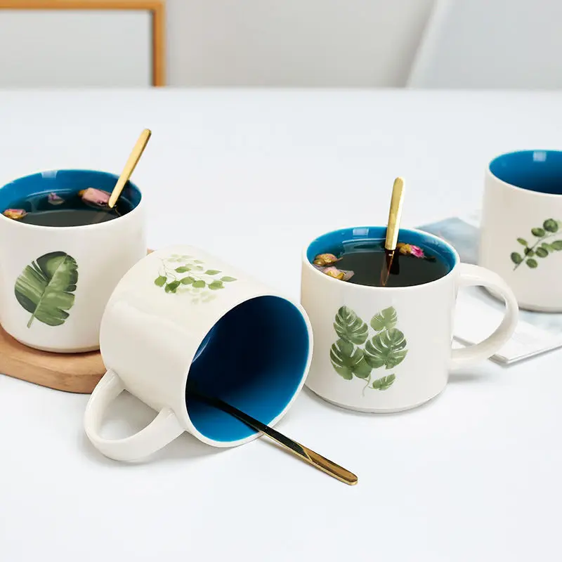 Большая вместительная простая керамическая чашка для воды прямая цветная