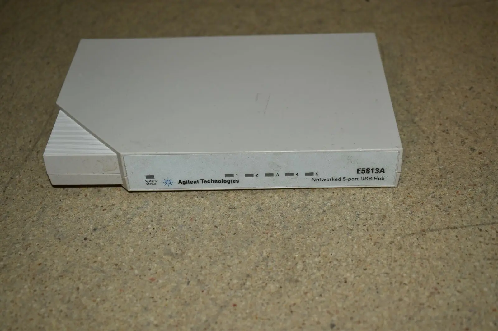 

^ AGILENT Technologies E5813A Network 5 Port usb-хаб (DF16)