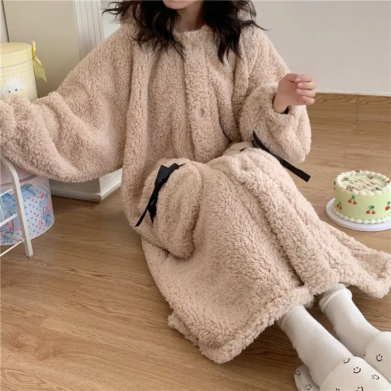 

Autumn and Winter New Pajamas Women Plus Velvet Thick Warmth Cute Hooded Nightdress, Long Night Gown, Home Service