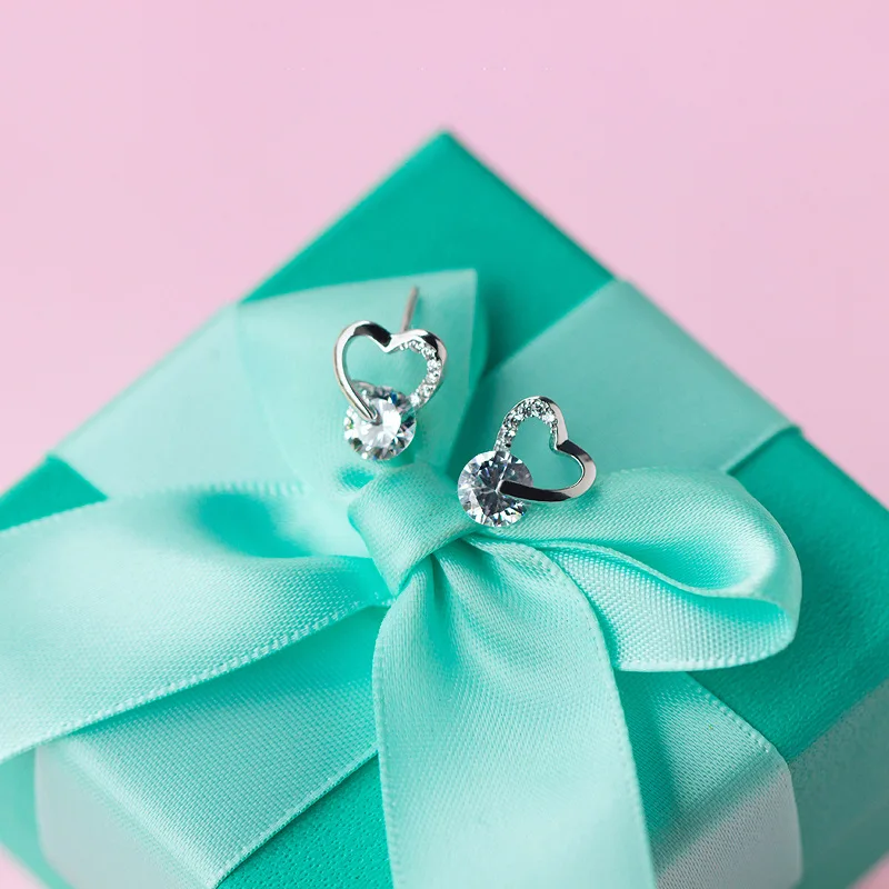 Серьги гвоздики из серебра 100% пробы с фианитами 9 х10 мм|Серьги-гвоздики| |