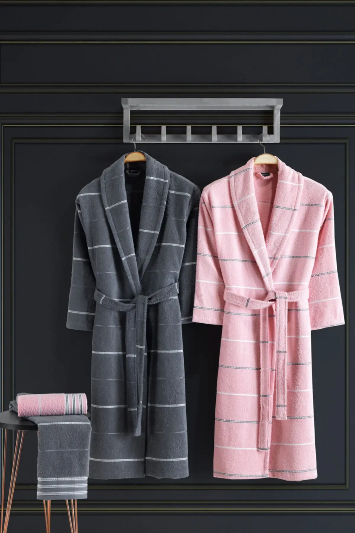 

Pink Gray Women Men 100 Cotton Double Single 4 Piece Bathrobes Towel Set Home On Holiday in the Sauna
