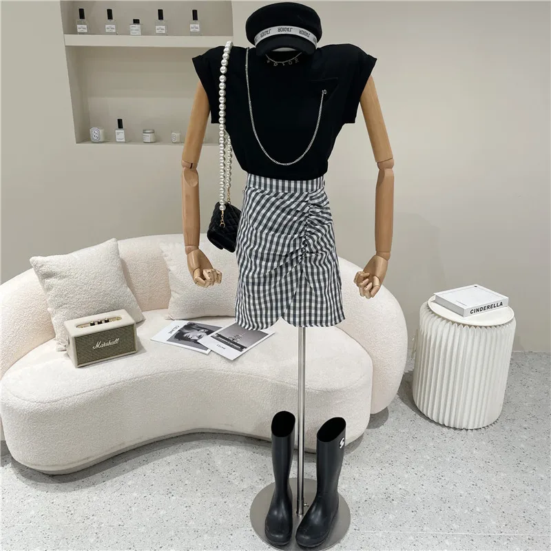 

Niche Design Two Piece Set Women's Spring Summer 2021 Fashion Design Chain Loose Top + High Waist Pleated Skirt