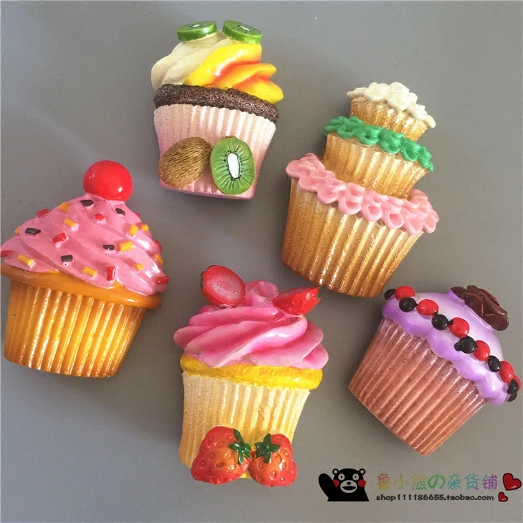 

Home Decoration Figurines Miniature Crafts Simulation Ice Cream Refrigerator Magnetic Sticker Cupcakes Model Fridge Magnets