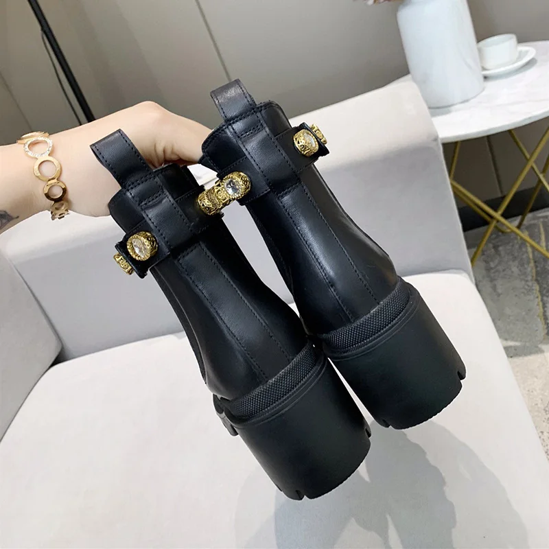 

2021 Strap Ankle Boots Zapatos De Mujer Designer Brand Luxury Women Shoes Black Boots Women High Block Heel Rhinestone Chelsea