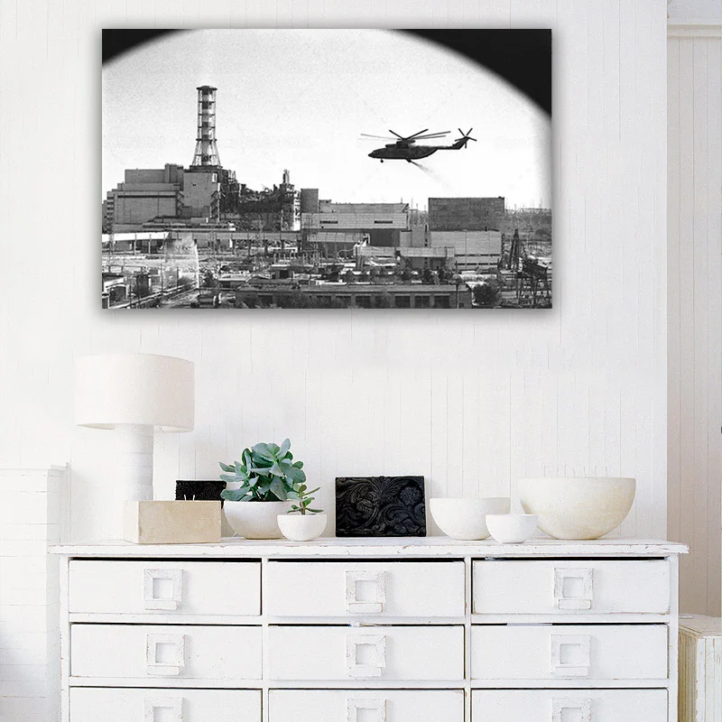 

Chernobyl Poster Classic Scene Soviet Rescue Helicopter Print Nuclear Disaster Roentgen Canvas Painting Decaoration