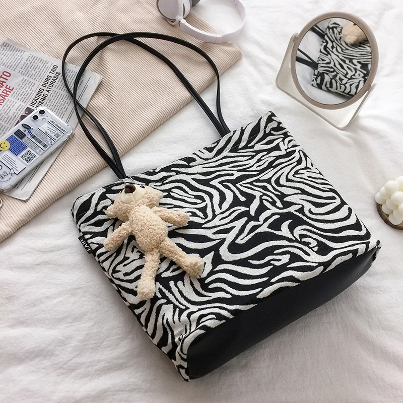 

Bag Women's Striped Large-capacity Canvas Bag Net Red One-shoulder Casual Portable Fashion Luxury Brand Designer Shopper A Bag