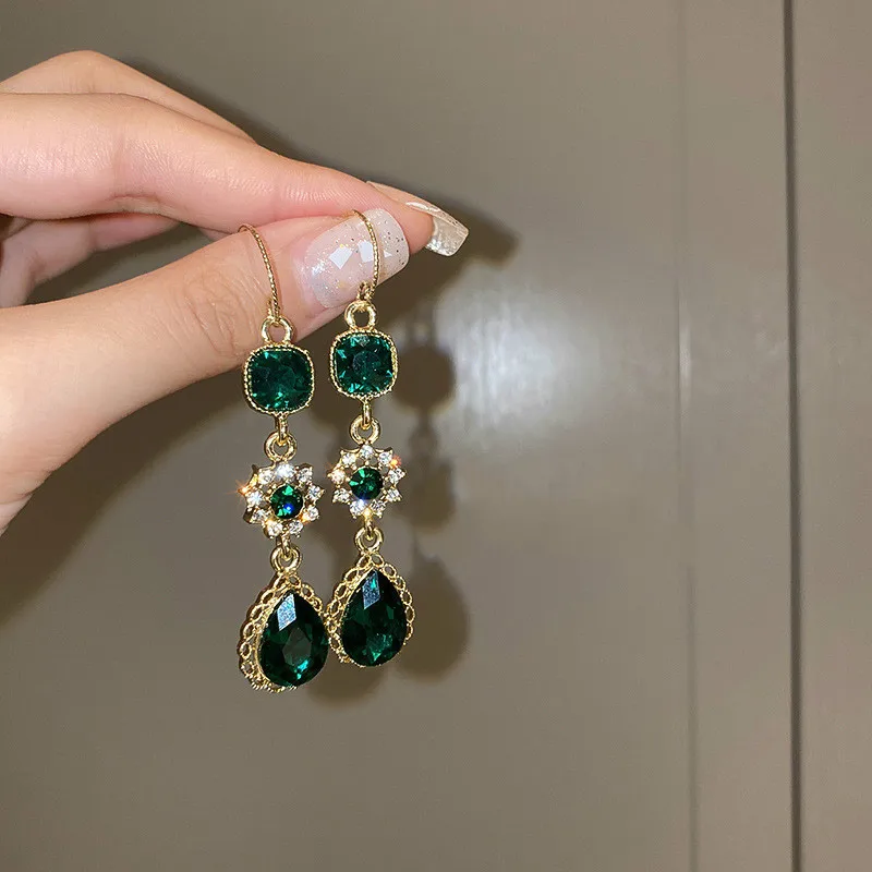 

New Arrival Fashion Earrings Metal Vintage Water Drop Women Dangle Earrings Long Tassle Female Elegant Korean Trendy Jewelry