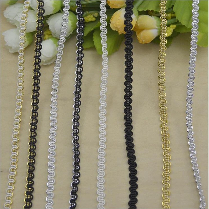 

0.6CM Wide HOT Embroidery White flower Lace Fabric Trim Ribbon DIY Sewing Applique Collar Fringe Craft Wedding Guipure Decor