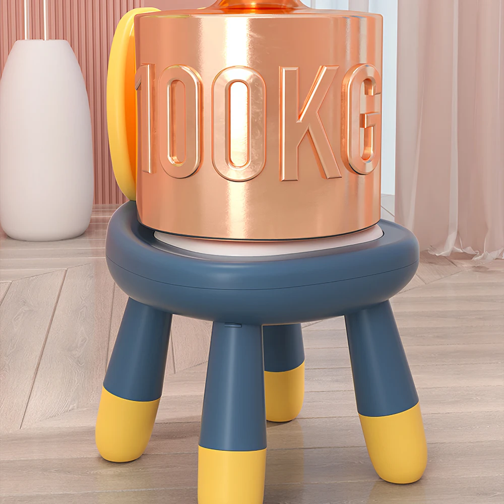 Стул детский съемный пластиковый с подножкой в виде кролика | Мать и ребенок