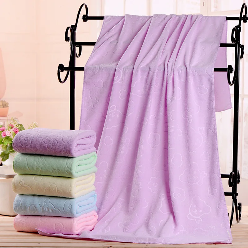 

Summer Lightweight Pet Big Bath Towel Random Two Colors Superfine Fiber Printed Bear Absorbent Towel Pet Supplies