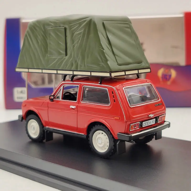IST 1/43 для Lada Niva с палаткой на крышу модель list295mr ограниченная серия |
