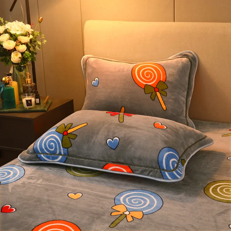 Теплая натяжная простыня из микрофлиса с подогревом очень мягкая уютная