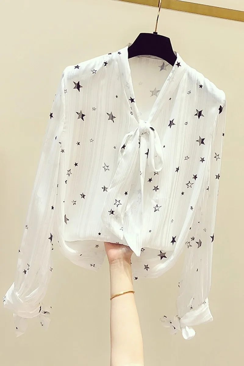 

2020 New Autumn Long Sleeve Pullovers Female Blouses Stars Printing Bow V Neck Loose Women Shirts All-match Bottoming Top