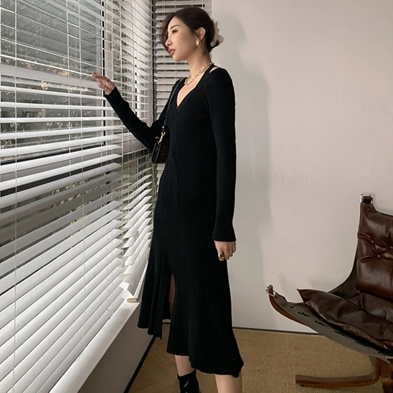 

[EAM] Women Spliced Apricot Vent Knitting Dress New V-Neck Long Sleeve Loose Fit Fashion Tide Autumn Winter 2021 1DD4066