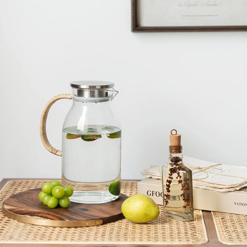 

Household Heat-resistant Transparent Glass Cold Water Bottle Japanese Style Cool With Rattan Handle