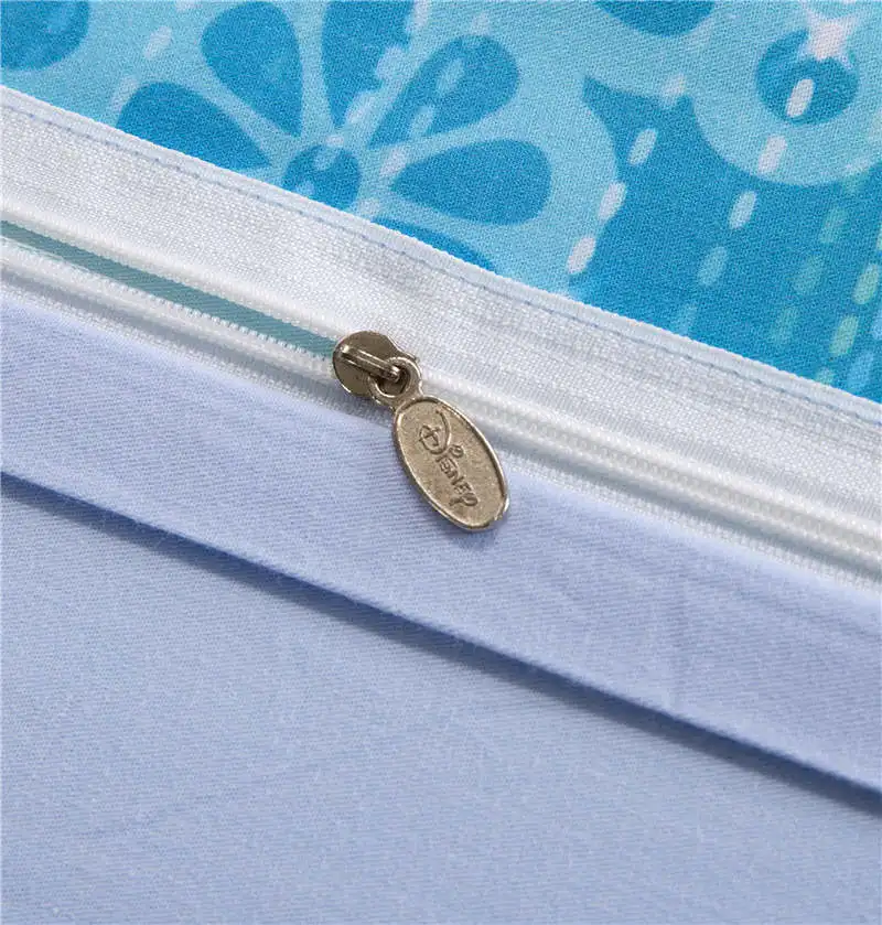 С изображением Эльзы из мультфильма Холодное сердце платье принцессы стеганное