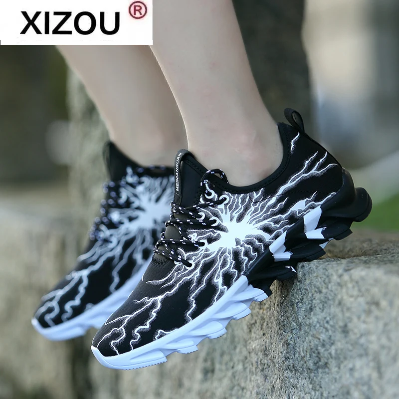 

Men Casual Shoes Lovers Sneakers Women Luxury Brand Shoes Male Mesh Flats Loafers Big Size Breathable Popular Walking Shoes Sock