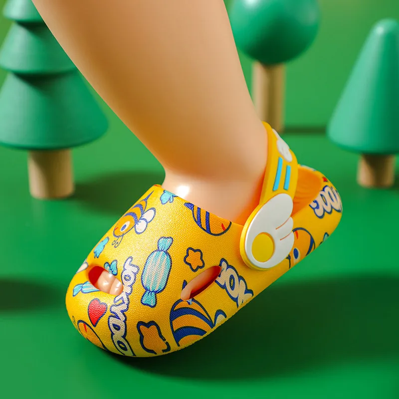 

1-6Y Kids Beach Shoes Summer Boys Girls Slippers Home Non-slip Children Beach Sandals Closed Toe Flats Outdoor Flip Flops