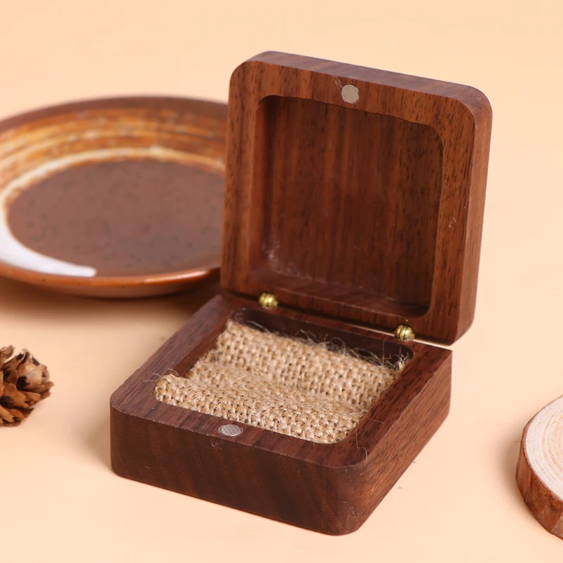 Walnut Wooden Vintage Lock Treasure Chest Jewelery Storage Box Case Organiser Ring Gift Foldable Mini Wood Box Trinket Jewelr