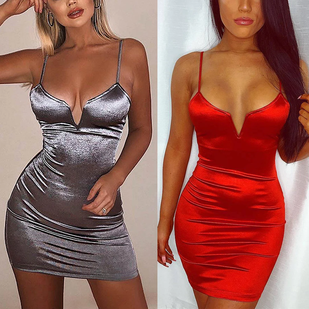 Соблазнительные женские облегающие платья 2020 черные с открытой спиной и