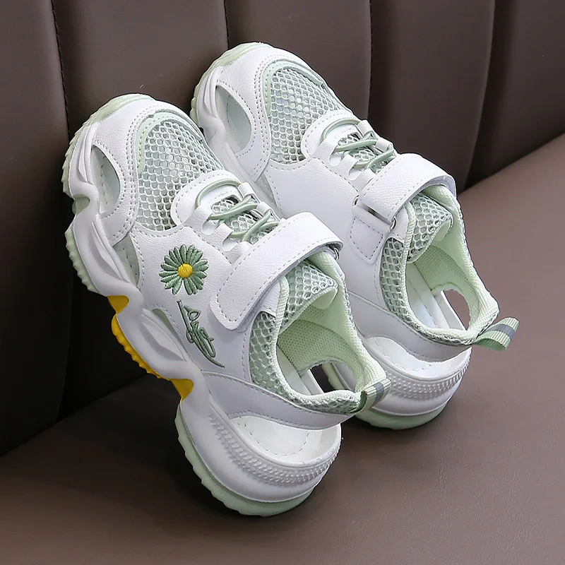 

Kids Sandals Summer New Girls Hollow Out Little Porous Soft Leather Plain Baby Shoes