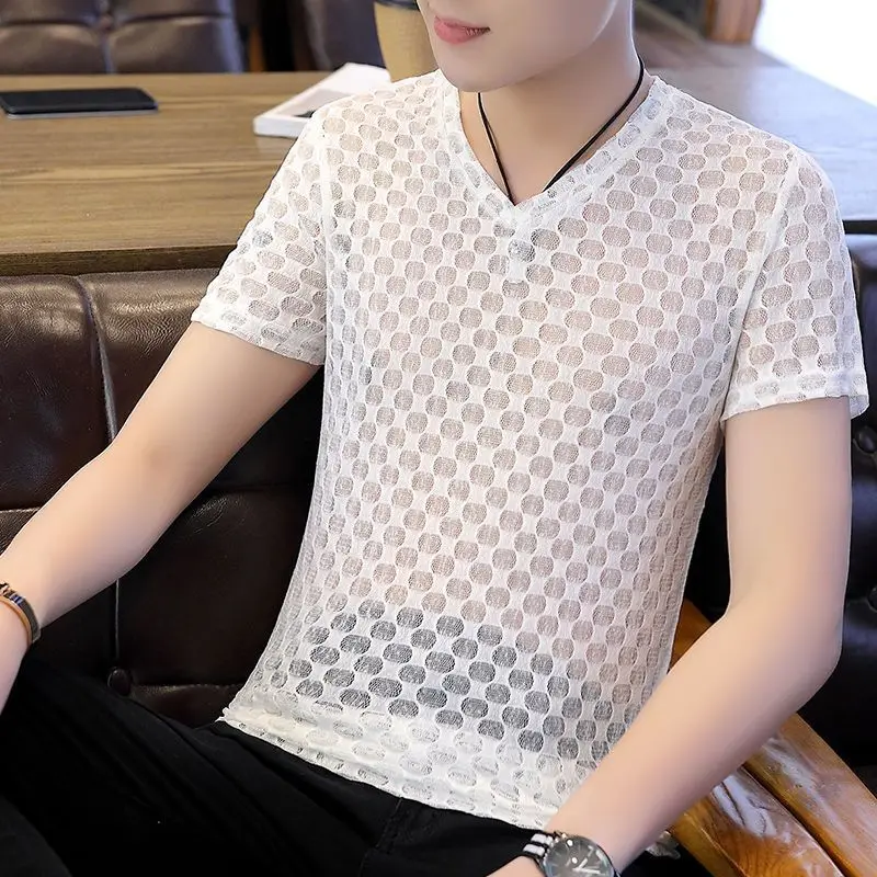 

Netting ice silk T-shirt male short sleeve trend V neck T-shirt Korean version slim style young men's clothing half sleeve sweat